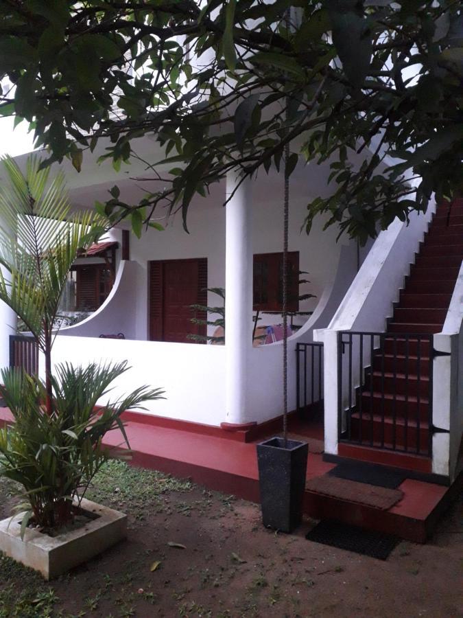 Villa 159 Hikkaduwa Luaran gambar