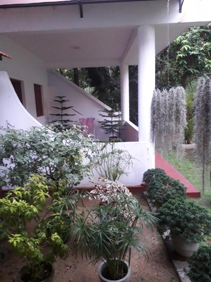 Villa 159 Hikkaduwa Luaran gambar