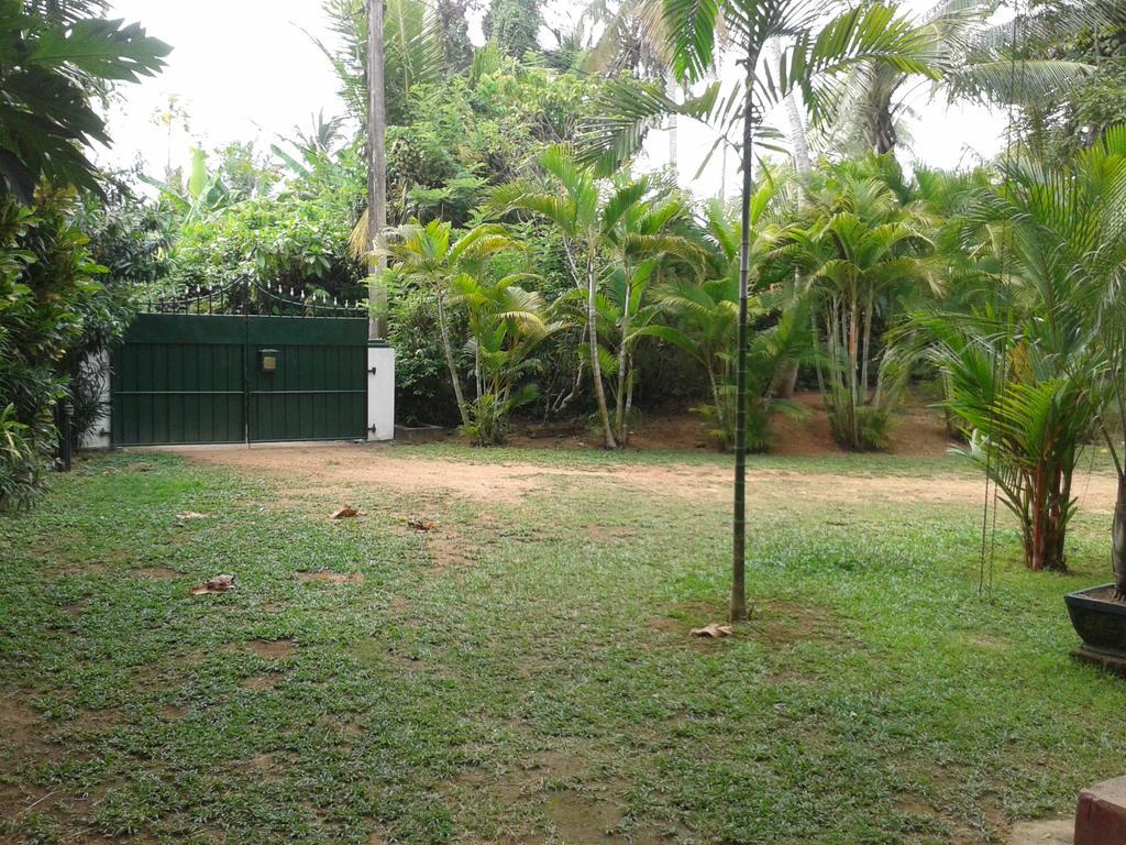 Villa 159 Hikkaduwa Luaran gambar
